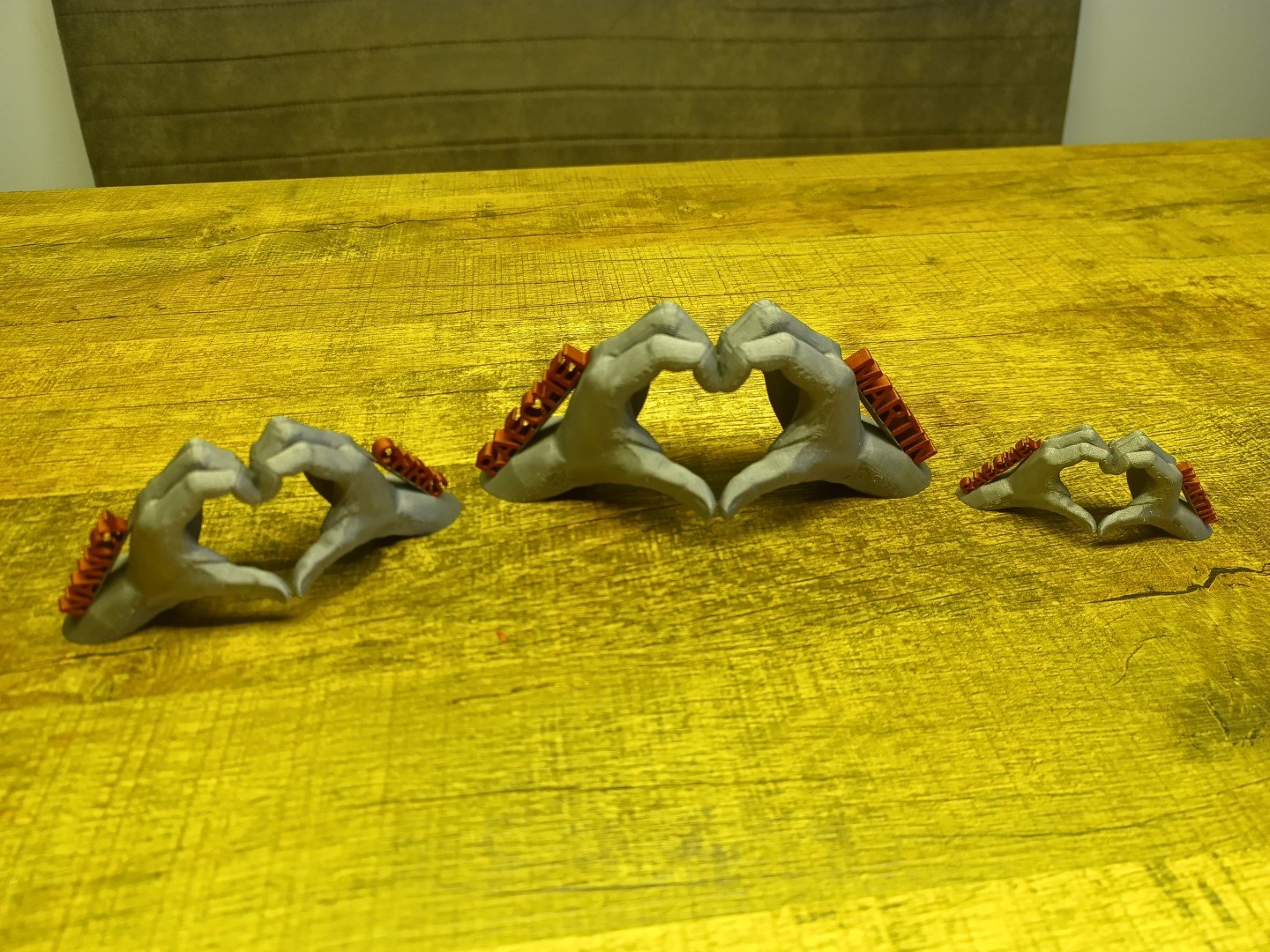 1000045693 (Large) 1000045693 (Large)