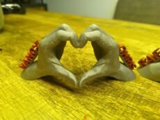 lovehandgebaar met eigen namen.