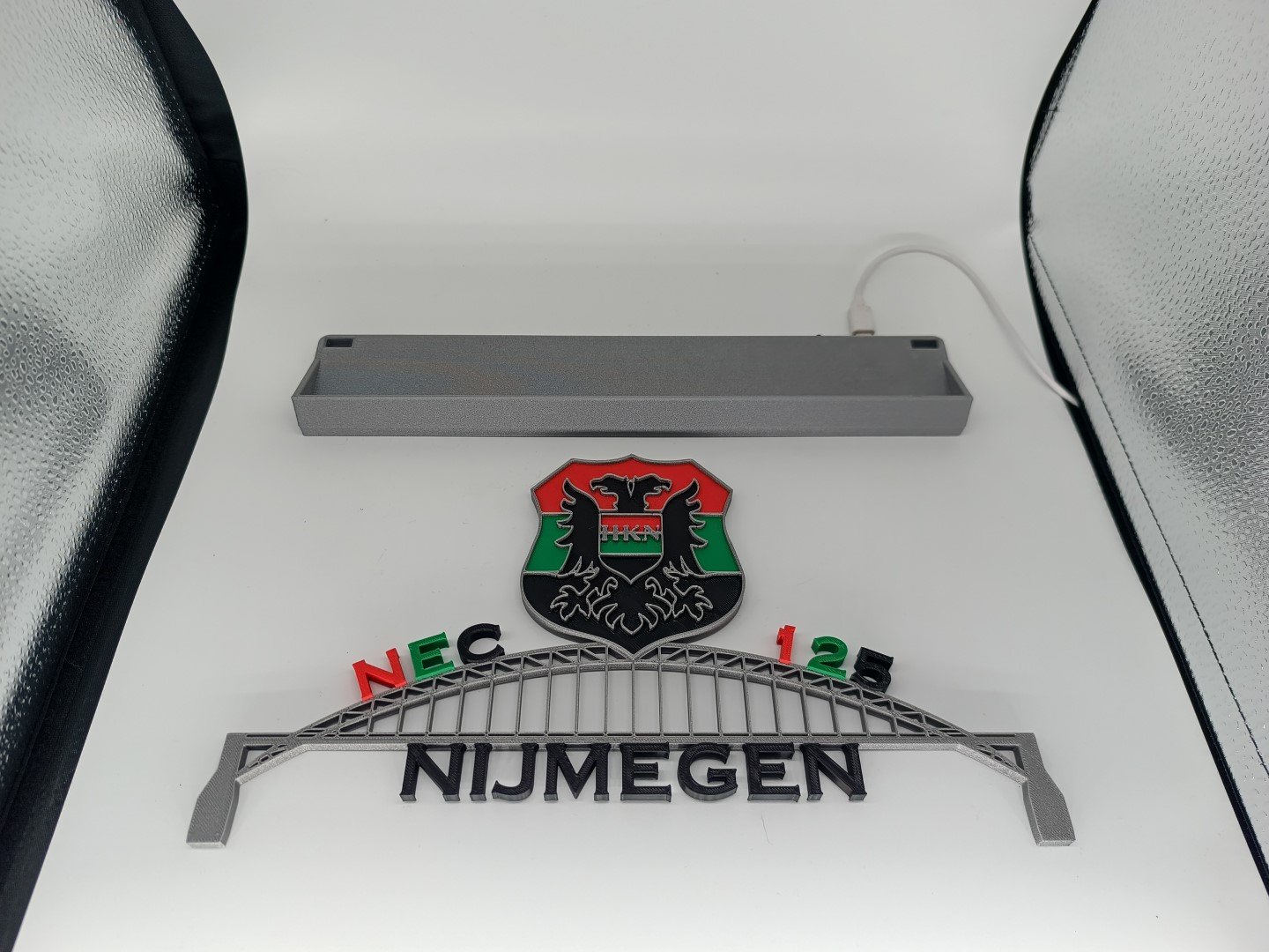 IMG_20251120_210025_058 (Large) IMG_20251120_210025_058 (Large)